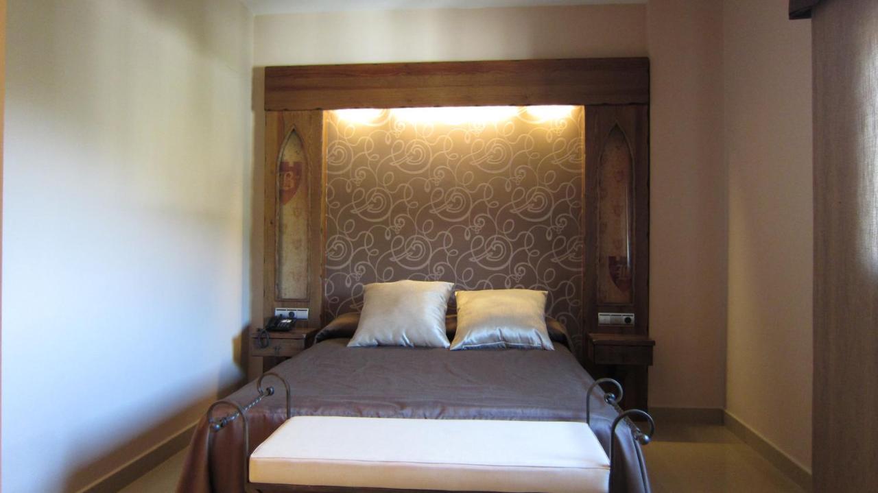 Hotel La Brasa Vélez de Benaudalla Extérieur photo