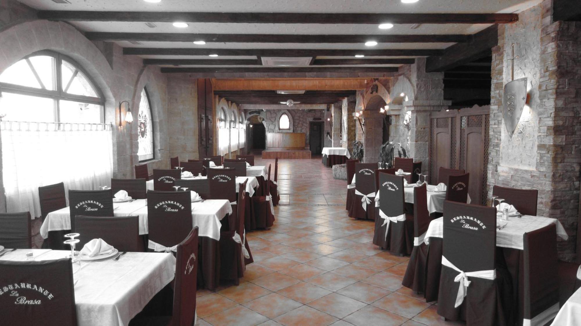 Hotel La Brasa Vélez de Benaudalla Extérieur photo