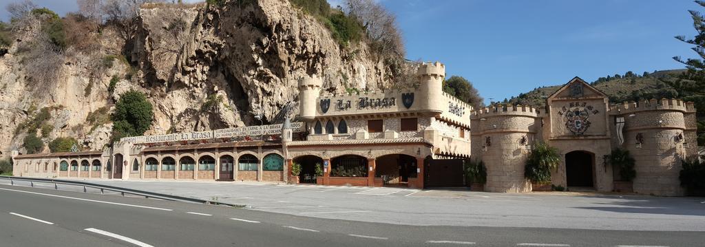 Hotel La Brasa Vélez de Benaudalla Extérieur photo